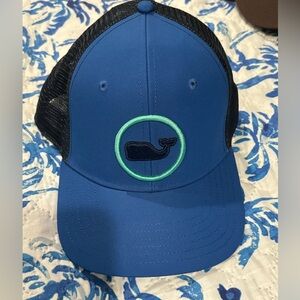 NWOT Vineyard Vines Men’s Whale Trucker Hat